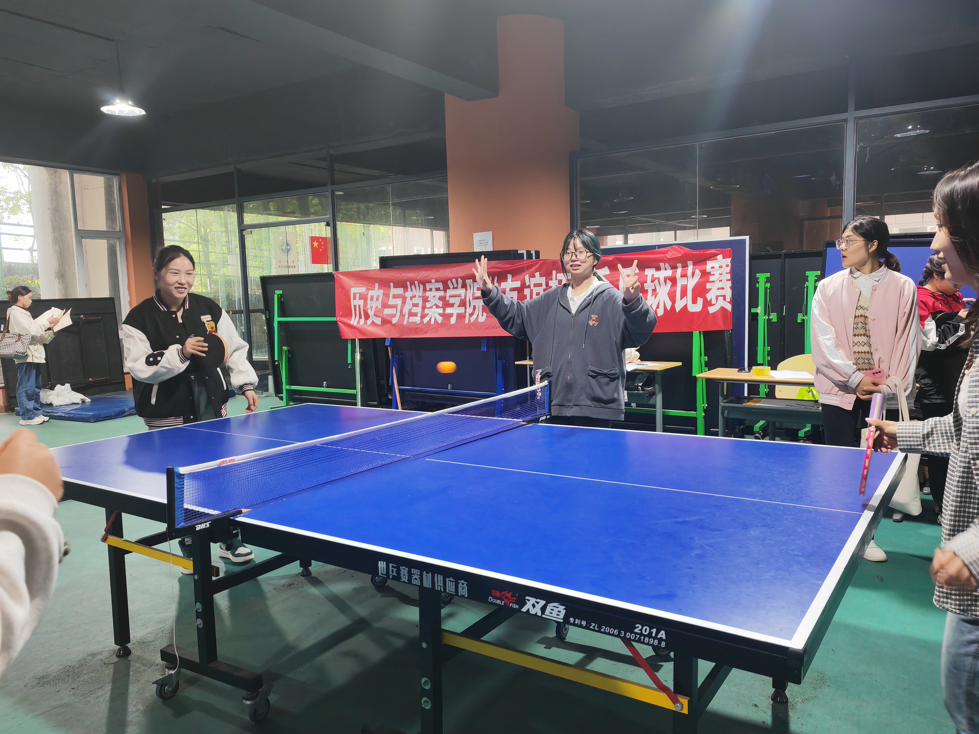 卡尔蒂斯攻防转换加快，比赛节奏全面提升