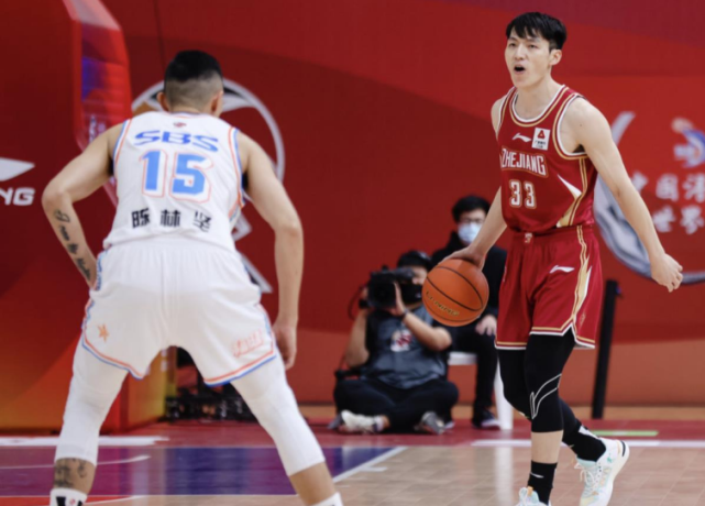 俱乐部杯-刘泽一16+9浙江胜吉林吴昌泽9+12